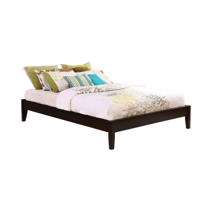 Hounslow California King, E.King, & Queen Universal Platform Bed Cappuccino - In Home Furniture (San Antonio, TX)