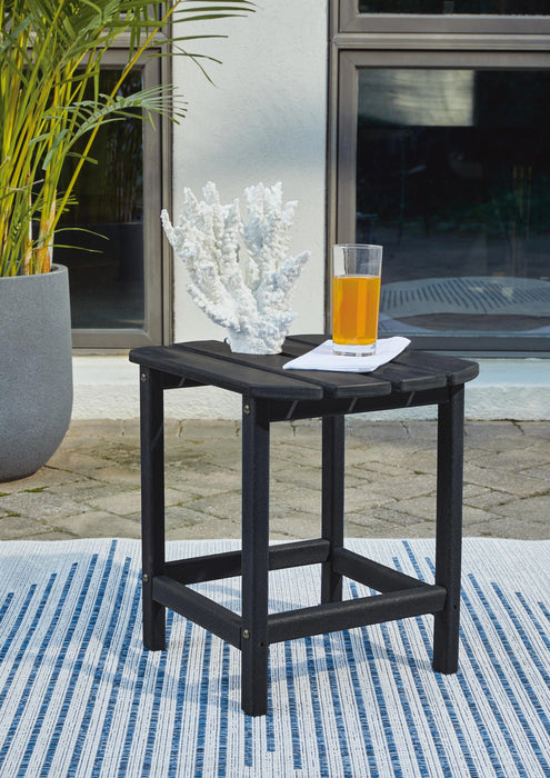 Sundown Treasure End Table - In Home Furniture (San Antonio, TX)