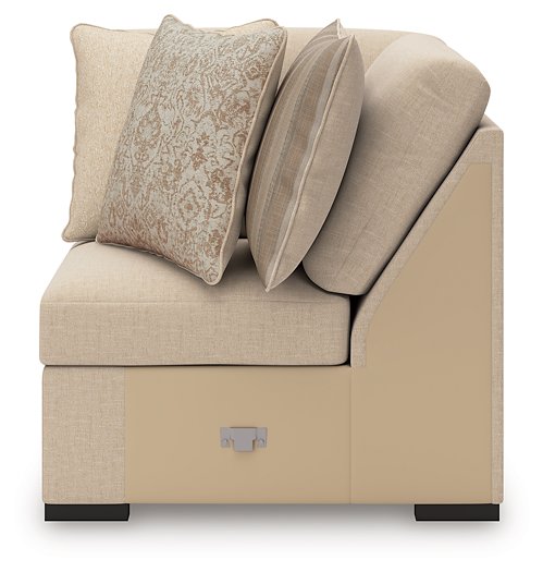 LadyMae Sectional with Chaise - In Home Furniture (San Antonio, TX)