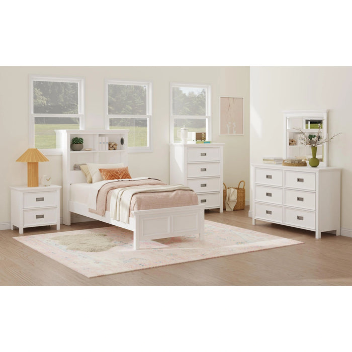 Hampton Kids Dresser and Mirror Set