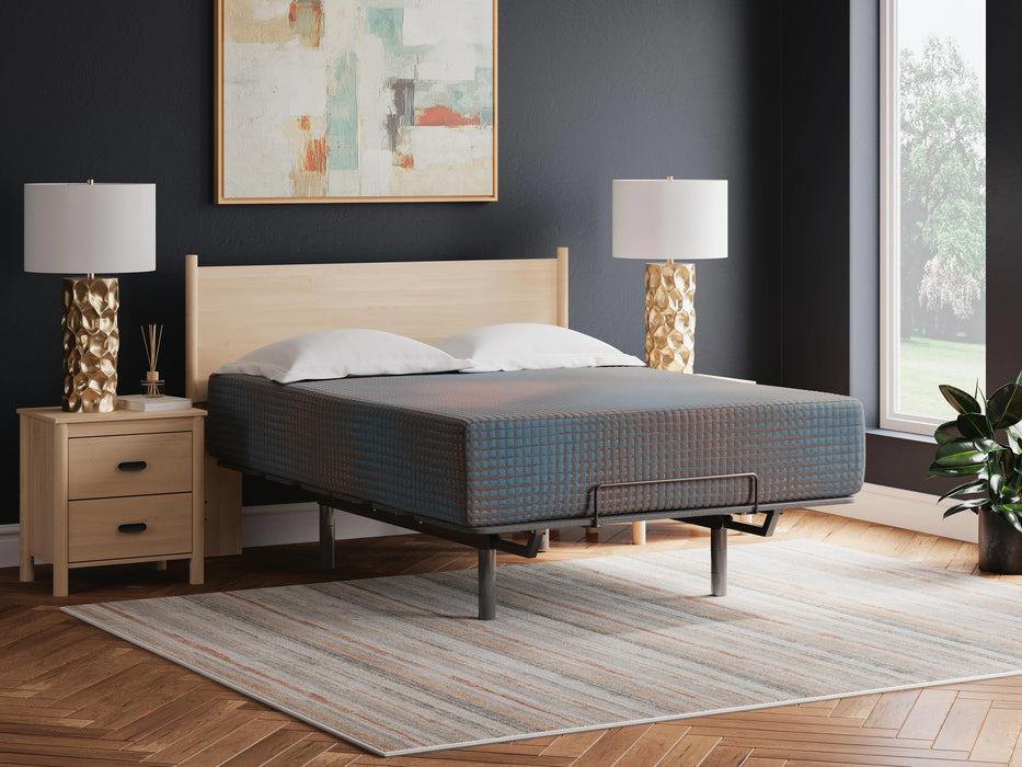 13 Inch Hybrid Hot Buy Mattress - In Home Furniture (San Antonio, TX)