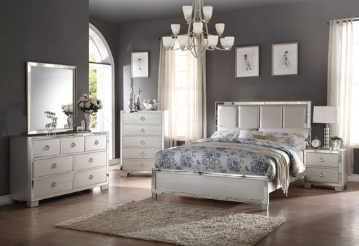 Voeville II Platinum PU & Platinum Eastern King Bed - In Home Furniture (San Antonio, TX)