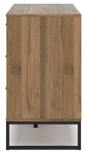 Deanlow Bedroom Package - In Home Furniture (San Antonio, TX)