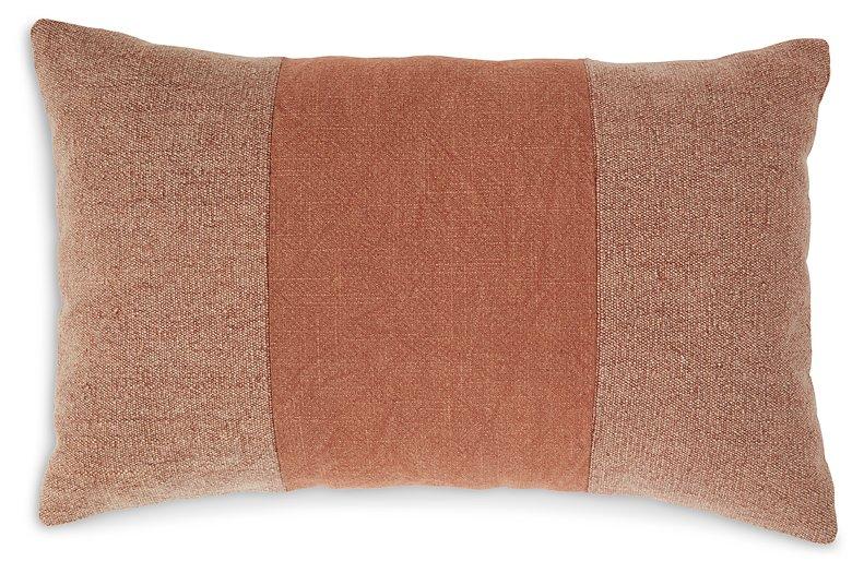 Dovinton Pillow (Set of 4) - In Home Furniture (San Antonio, TX)