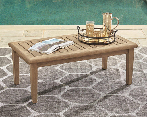 Gerianne Coffee Table - In Home Furniture (San Antonio, TX)