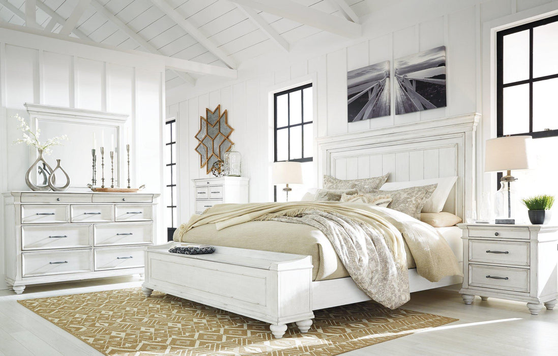 Kanwyn Bed with Storage Bench