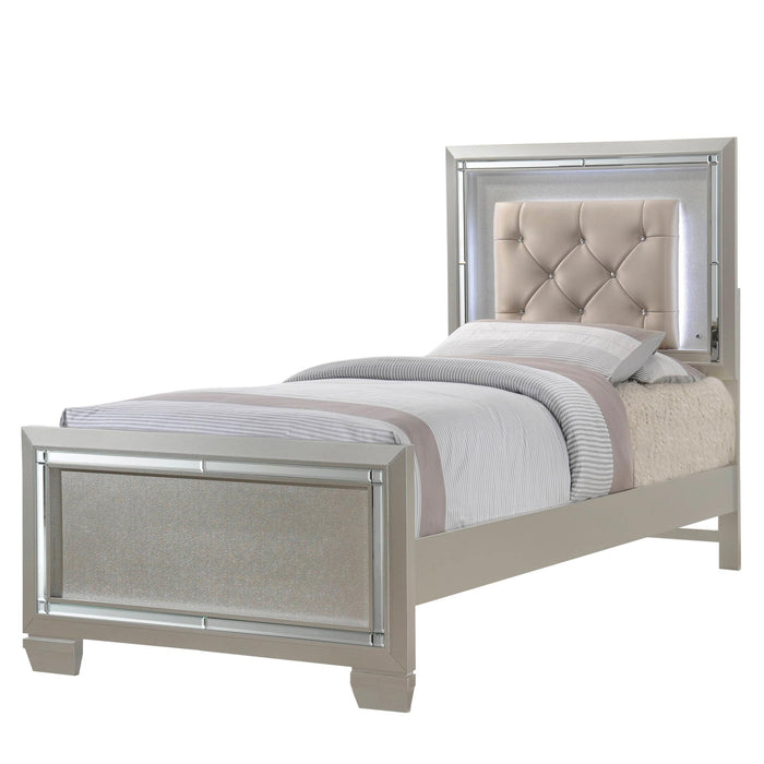 PLATINUM YOUTH PLATFORM BEDROOM SET - In Home Furniture (San Antonio, TX)