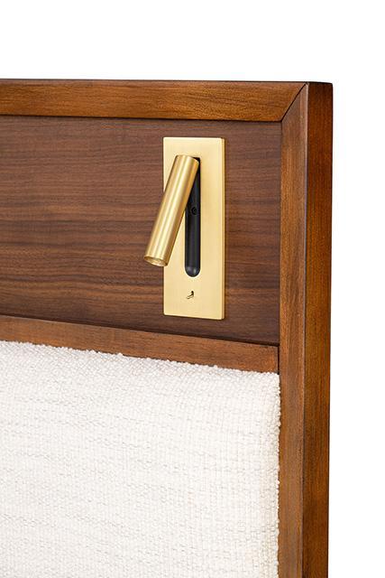 Hepburne 4 & 5 Piece Queen Bedroom Set - In Home Furniture (San Antonio, TX)