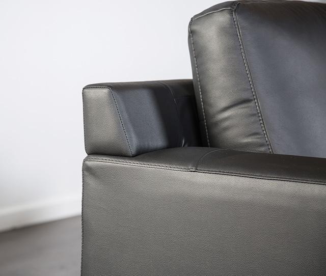 Stordal Sectional, Right Chaise - In Home Furniture (San Antonio, TX)