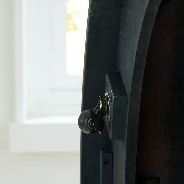 Grayman Coffee Table - In Home Furniture (San Antonio, TX)