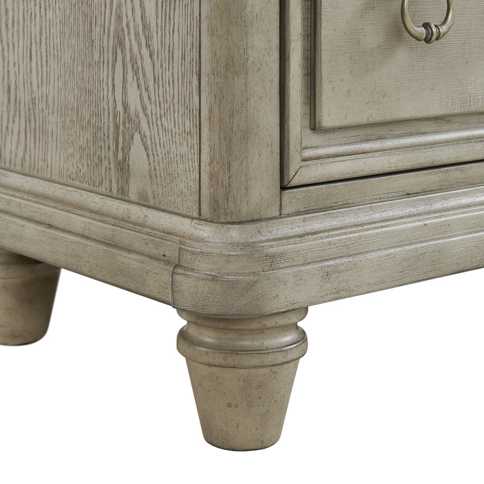 Whit-Ash Panel Bedroom Set with Door Chest in Light Grey