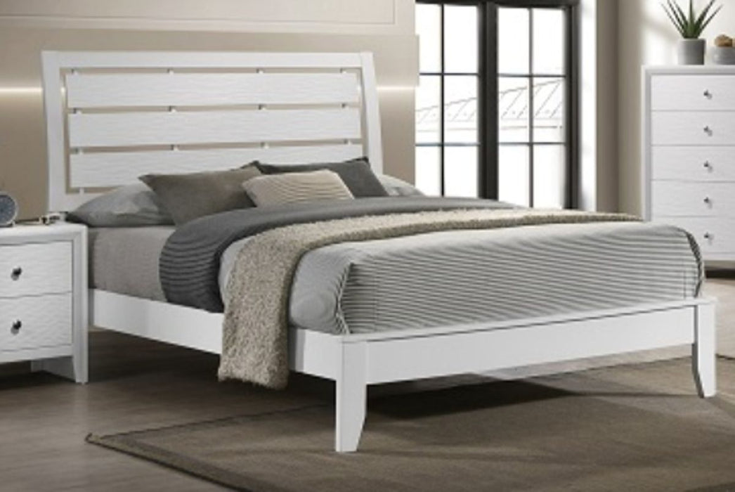 Crown Mark Furniture Evan Queen Panel Bed in White image
