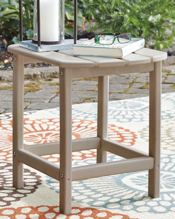 Sundown Treasure End Table - In Home Furniture (San Antonio, TX)