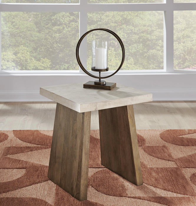 Brendalhouse Occasional Table Set